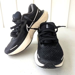 Nike ZoomX Invincible Run Flyknit